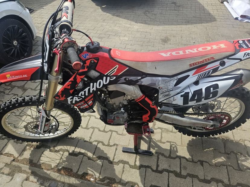 Honda CRF 250 R 2015 61 MTH HGS