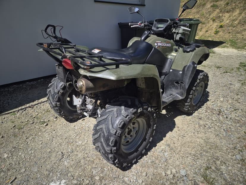 Suzuki Kingquad 750 pług Wyciagarka hak 4x4