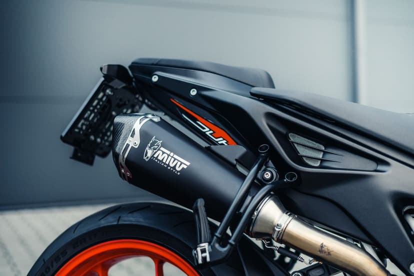 Wynajem wypożyczenie najem motocykla KTM Duke 790 kat. A