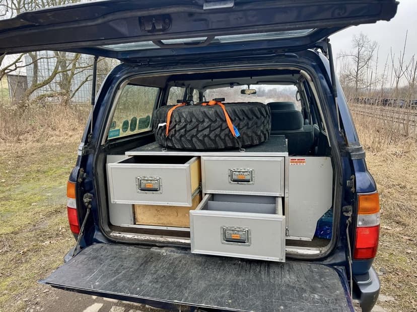 Toyota Land Cruiser HDJ 80 4.2td 171km 24v 1996r wyprawowa zabudowa