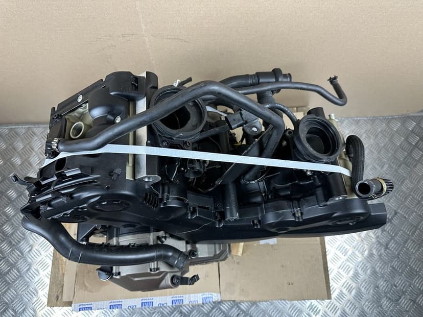 Ducati Monster 821 Silnik Motor Engine 2016 Montaż ! Idealny !