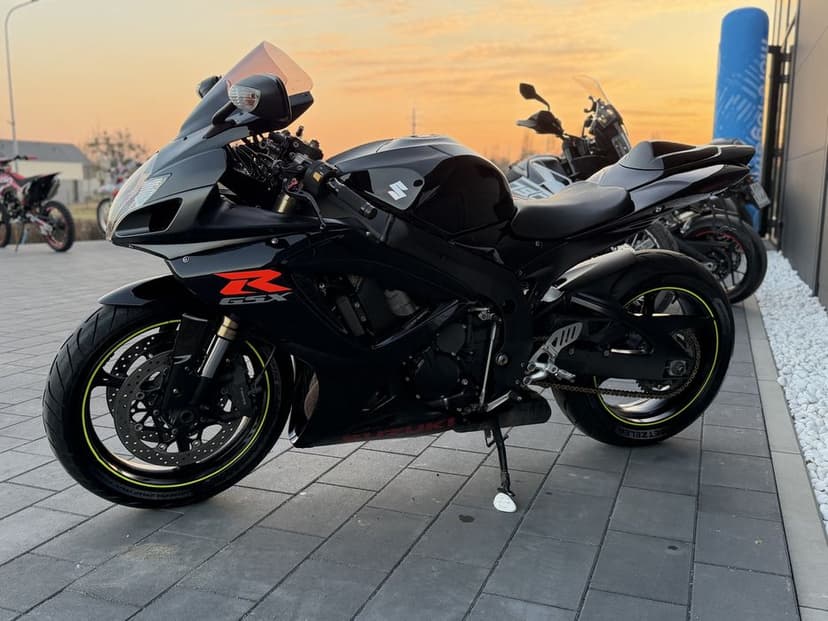 Suzuki GSXR 600 K6 K7 z 2007r Niemcy tylko 45 tys km