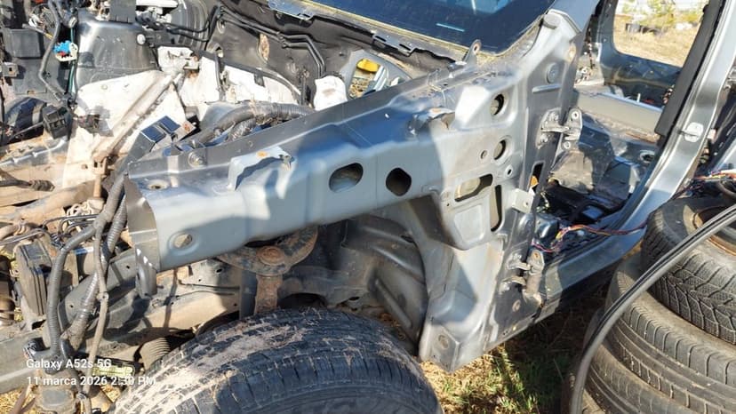 Jeep grand cherokee wk2  karoseria rama