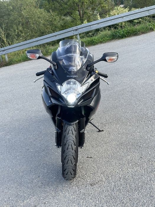 Suzuki GSXR 750 K7