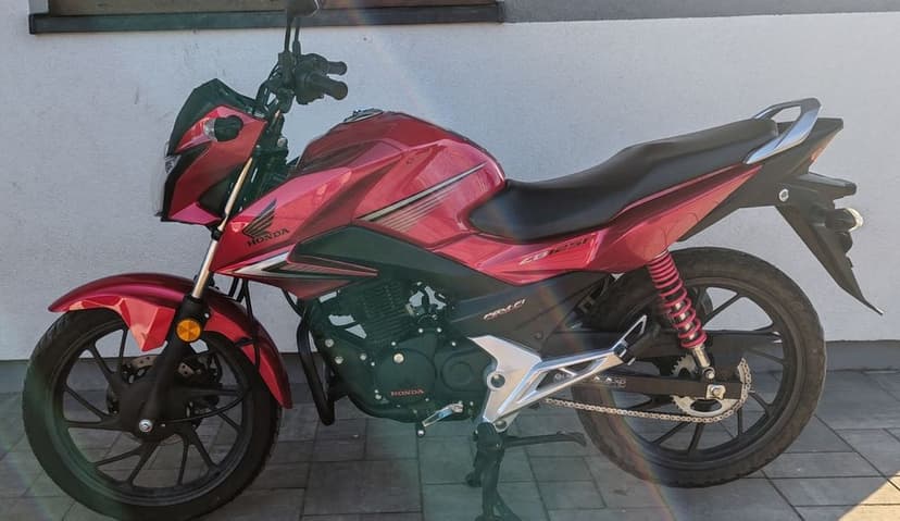 Honda CB125F w B.Dobrym i Ładnym Stanie