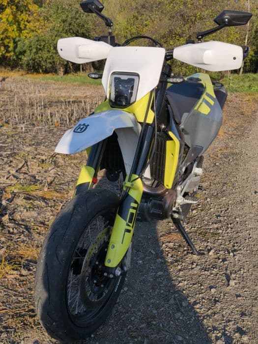 Husqvarna 701 SM SUPERMOTO