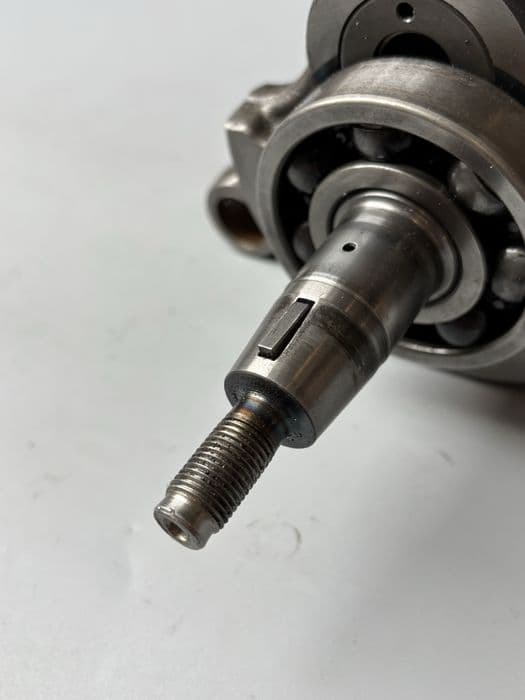 Wał Korbowy SUZUKI DRZ400