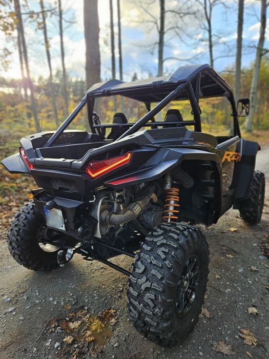 Polaris RZR XP1000 SPORT FV, 86 000 brutto
