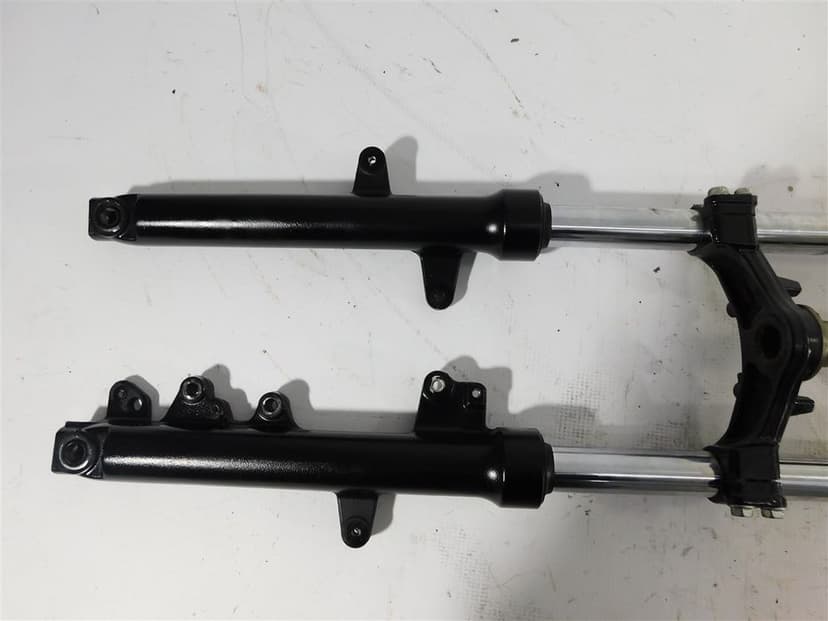 LAGA PÓŁKA ZAWIESZNIE LAGI SUZUKI GSX-R 125 18-21 U-11 5110323K00019 5110423K00019