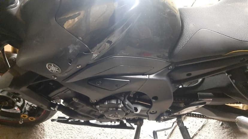 Części Yamaha FZ8 Rok 2013