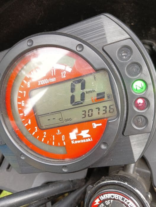 Kawasaki Z1000 niski przebieg