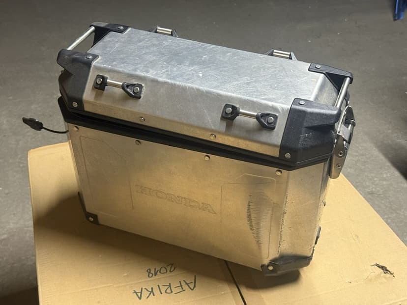 Kufer boczny aluminiowy honda crf1100 adventu sport