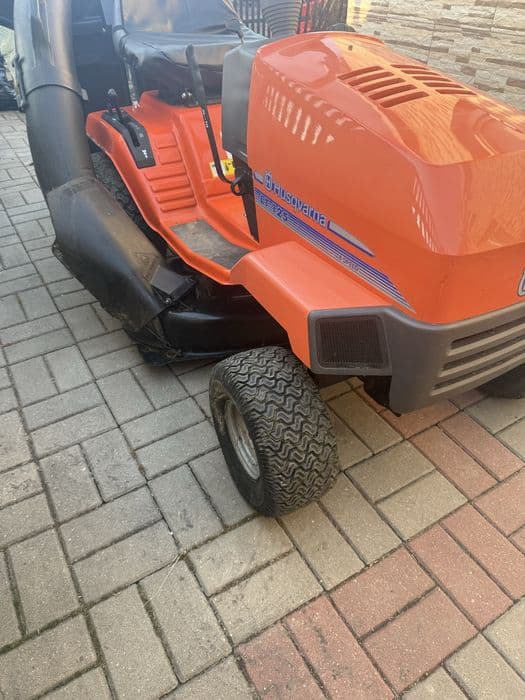 Traktorek Kosiarka Husqvarna LT 125 12.5 HP Briggs