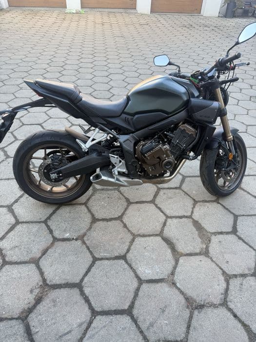 Honda  cb 650r  2024r .