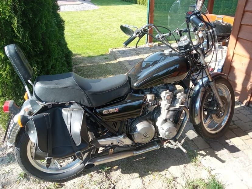 Honda CB750 Custom