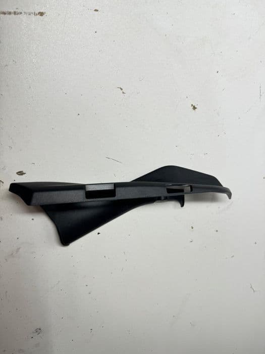 Ducati Monster 821 Prawa Osłona Ramy Wypełnienie Owiewka Plastik 15 -