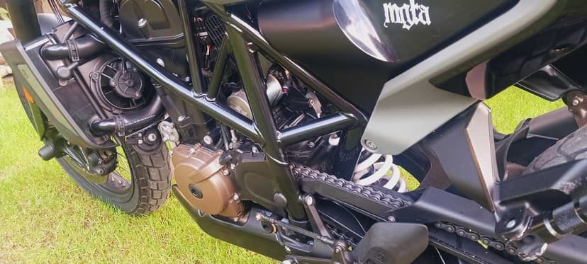 Husqvarna Svartpilen 701