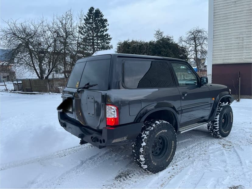 Nissan patrol y61 2.8