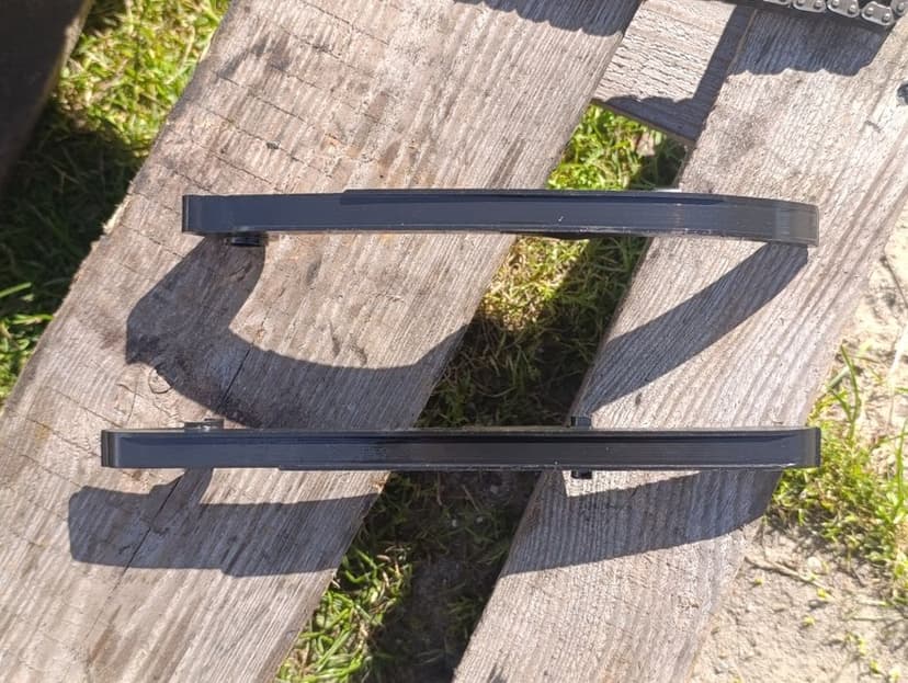 Ślizgi Suzuki GSXR 600 Srad 750 ślizg łańcuszek rozrządu części C1