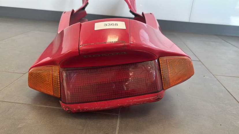 Owiewka Zadupek Ogon Lampa Tył Honda VFR 750 RC36  1994-97  [3368]