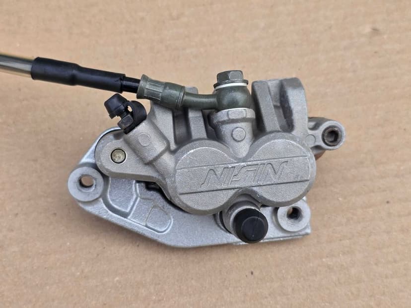 Przód przedni zacisk hamulcowy + przewód Kawasaki KX KXF 125 / 250 450