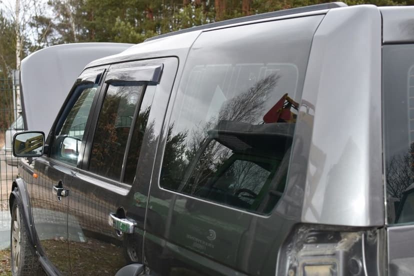 Błotnik lewy tył Land Rover Discovery 3 LRC659