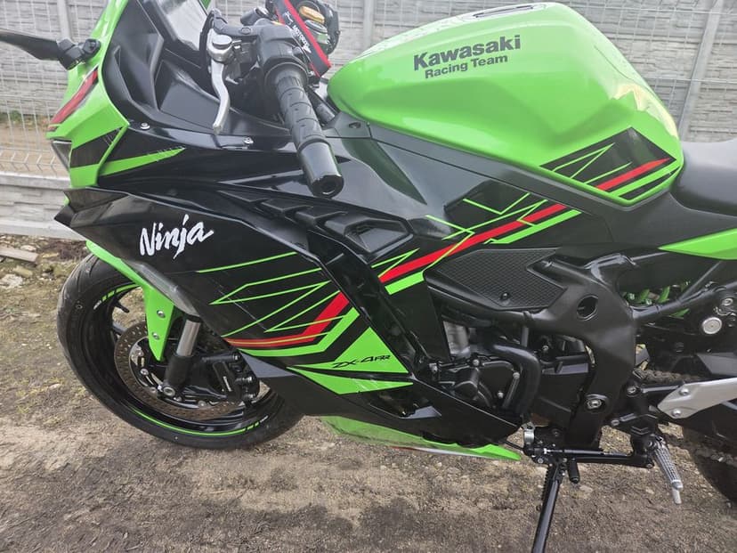 Kawasaki zx4rr zx 4 rr ninja rok 2023 salon Polska
