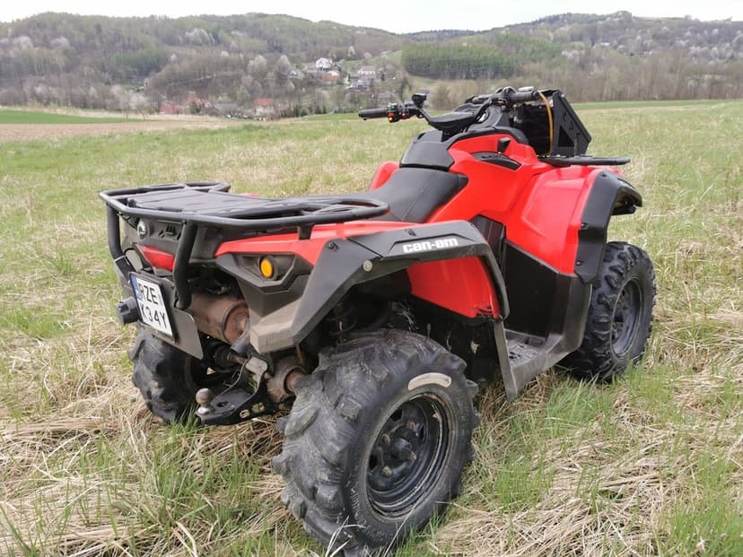 Can am outlander 450, zarejestrowany w super stanie