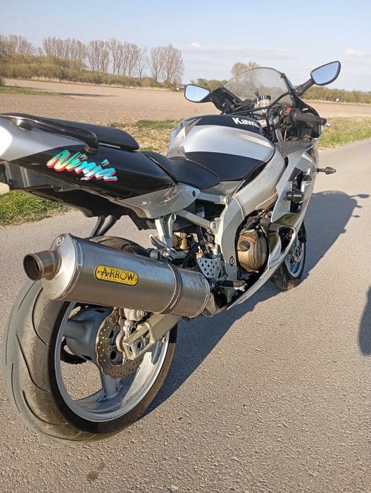 Sprzedam Kawasaki ZX6R