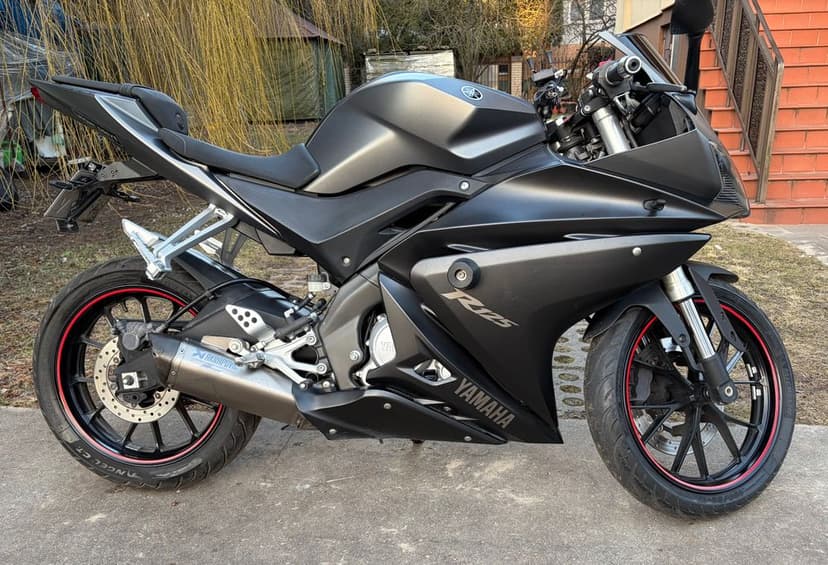 Yamaha YZF 125 R   2014