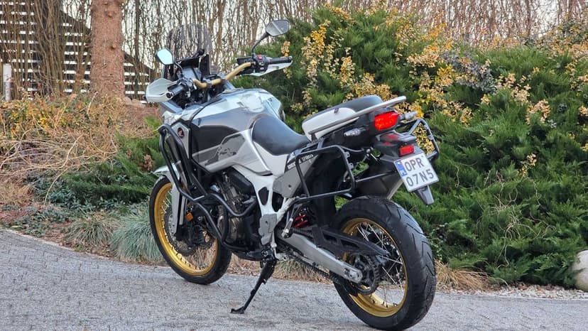 CRF 1000 DCT 2019 rok