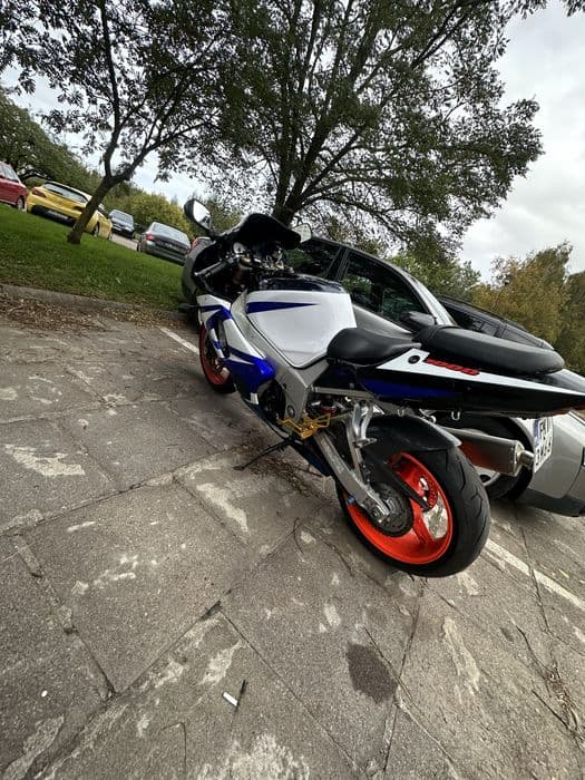 Suzuki GSX-R 1000 - niski przebieg, dobry stan