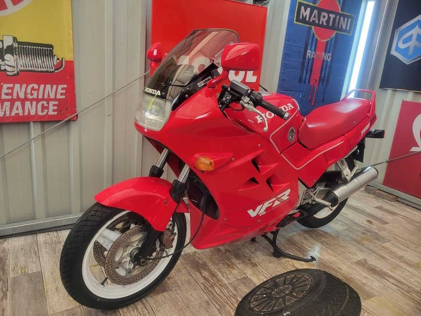 Honda VFR750 RC24 z Niemiec RATY