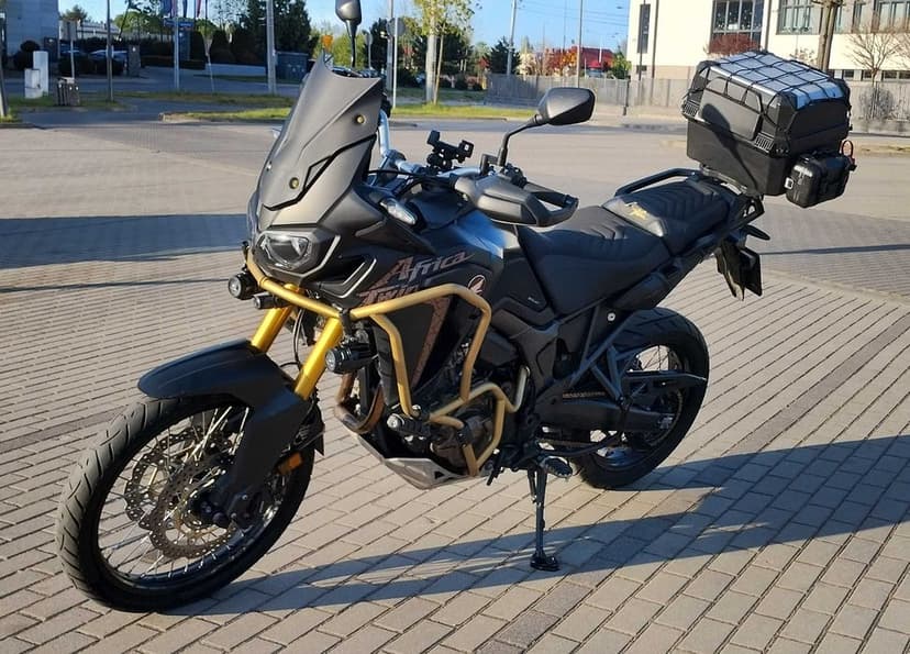 HONDA CRF1000L Africa Twin DCT 2018 FULL OPCJA ponad 30 dodatków