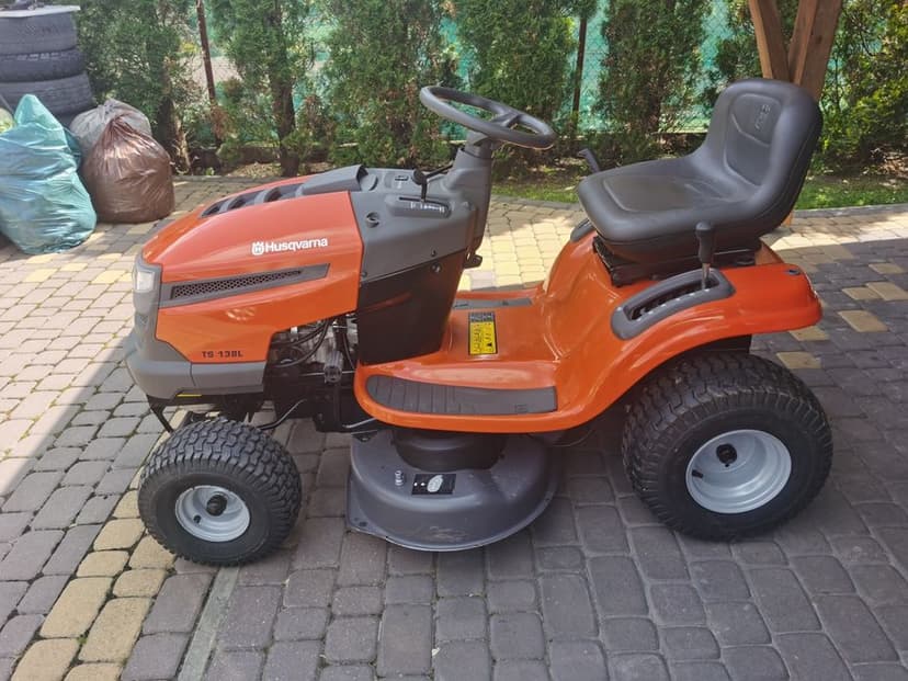 Traktorek kosiarka Husqvarna TS138L  tylko 47mh JAK NOWY