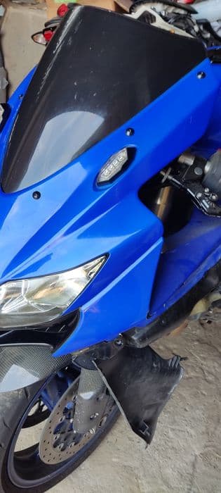 Suzuki GSX-R 600 750 czasza lampa licznik  stelaz wloty k8 k9