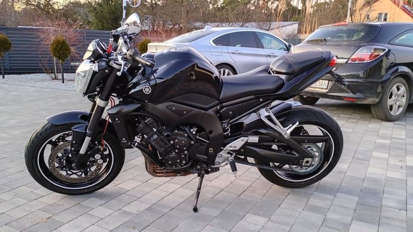Yamaha FZ1 N 2007 nowe opony napęd