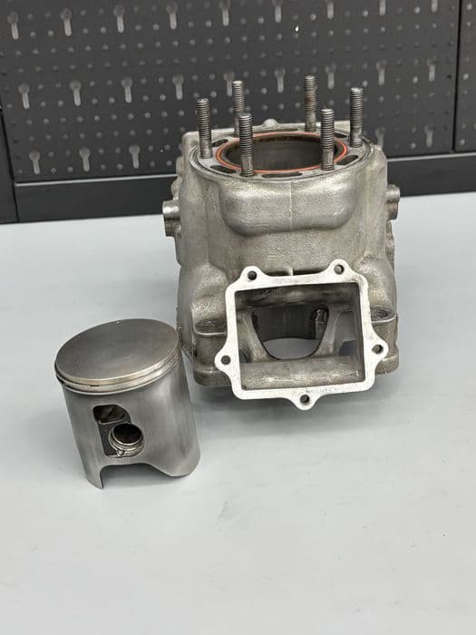 Cylinder+ Tłok YAMAHA YZ250 R 99-25