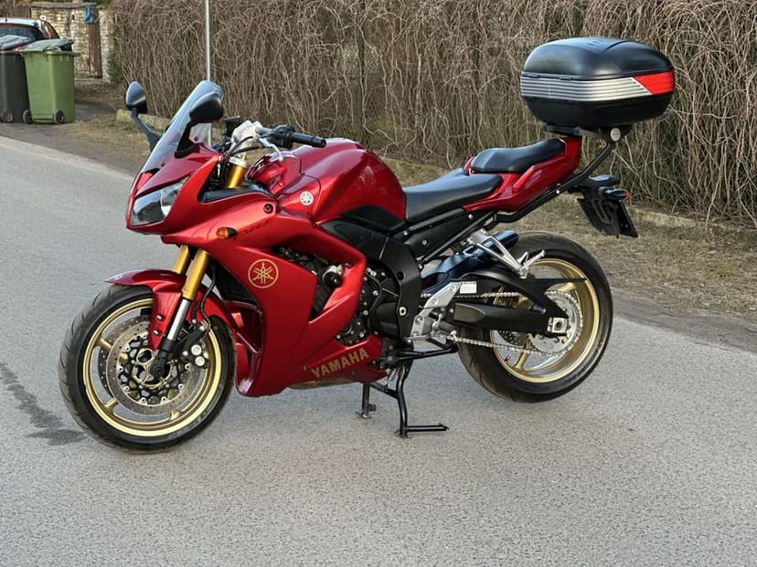 YAMAHA FZ1 Nowe Opony Dominator Kufer Maly Przebieg