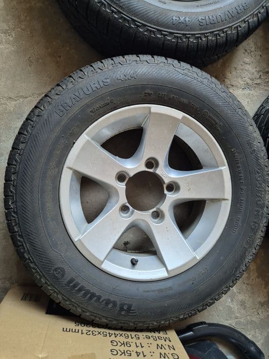 Koła alufelgi Suzuki Jimny 205/70 r15