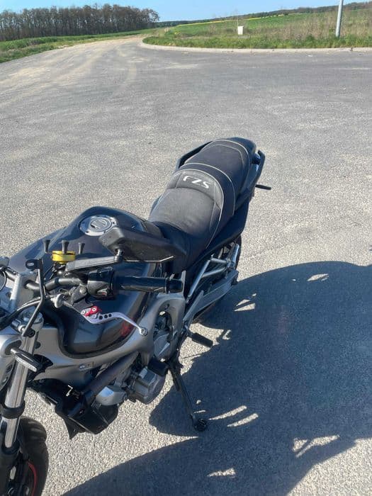 Yamaha FZ6 N Naked dużo akcesoriów