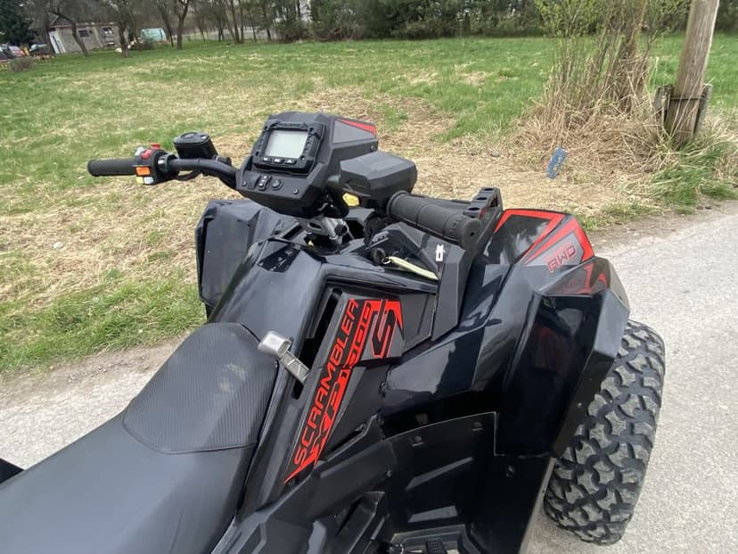 Plastiki owiewki osłony Boczki Polaris 1000s scrambler 1000 /850