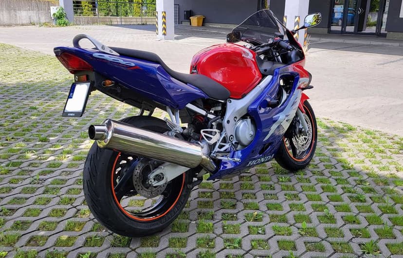 Honda CBR 600 F4