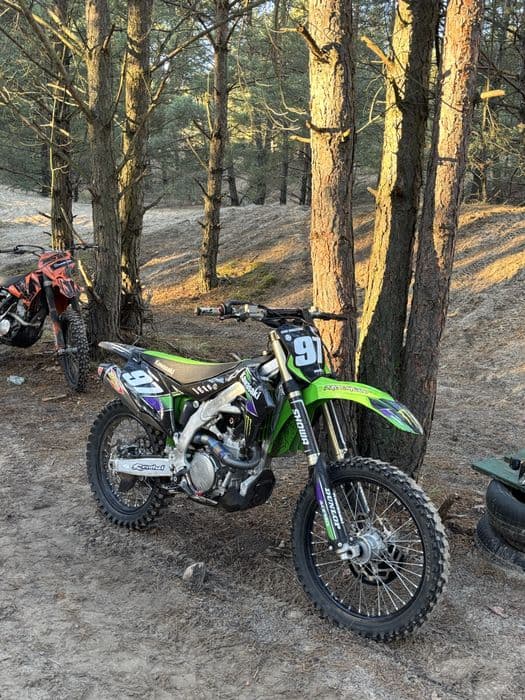 KAWASAKI KXF 450 ROK 2020 super stan 136 mth