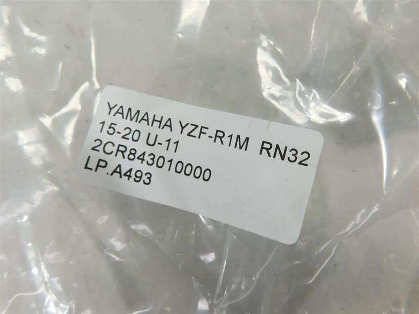 LAMPA REFLEKTOR PRZÓD YAMAHA YZF-R1M RN32 15-20 U-11 2CR843010000