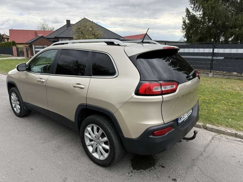 Jeep Cherokee Limited 3,2 B LPG produkcja 2014 r zarejestrowany w PL