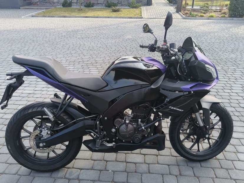2021 Aprilia Tuono