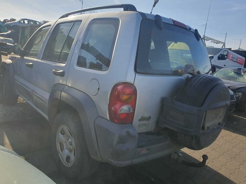 Jeep Cherokee/Liberty / 2.8 diesel / 2003r. / na części