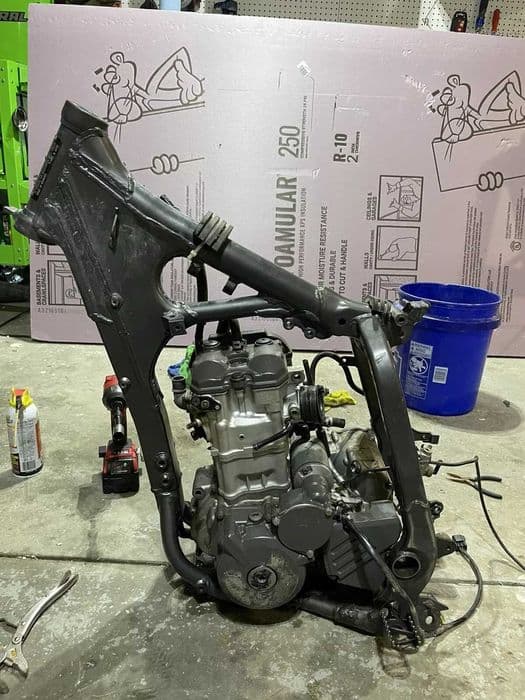 suzuki drz 400 kartery glowica walki stator magneto skrzynia wal kosz