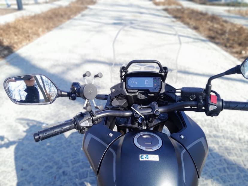 Honda CB500X 2023